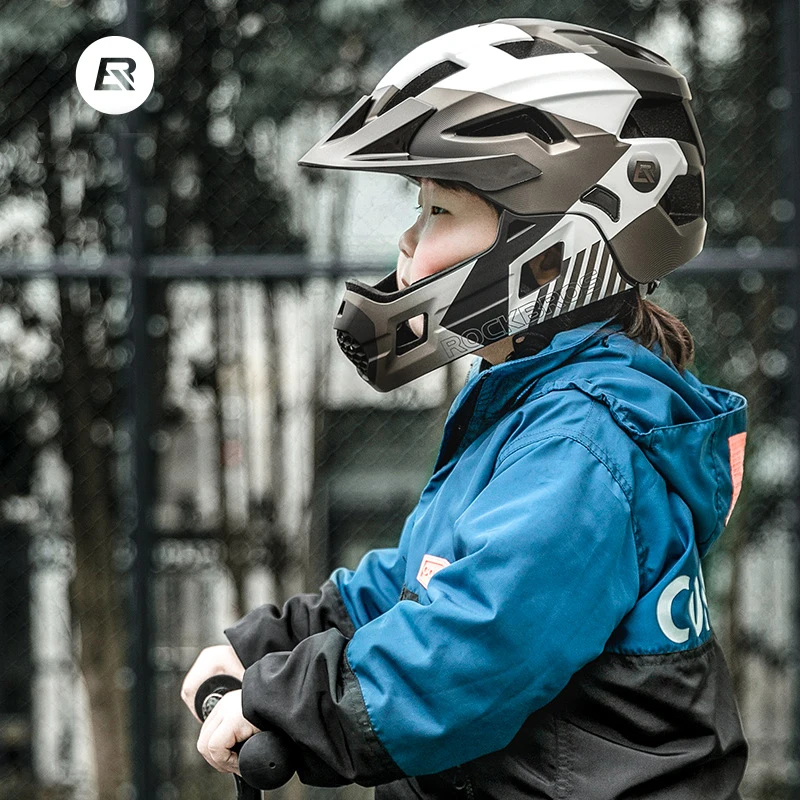 Casco Integrale Staccabile ROC - Mountain Biking Helmet Kids recensione e prezzo