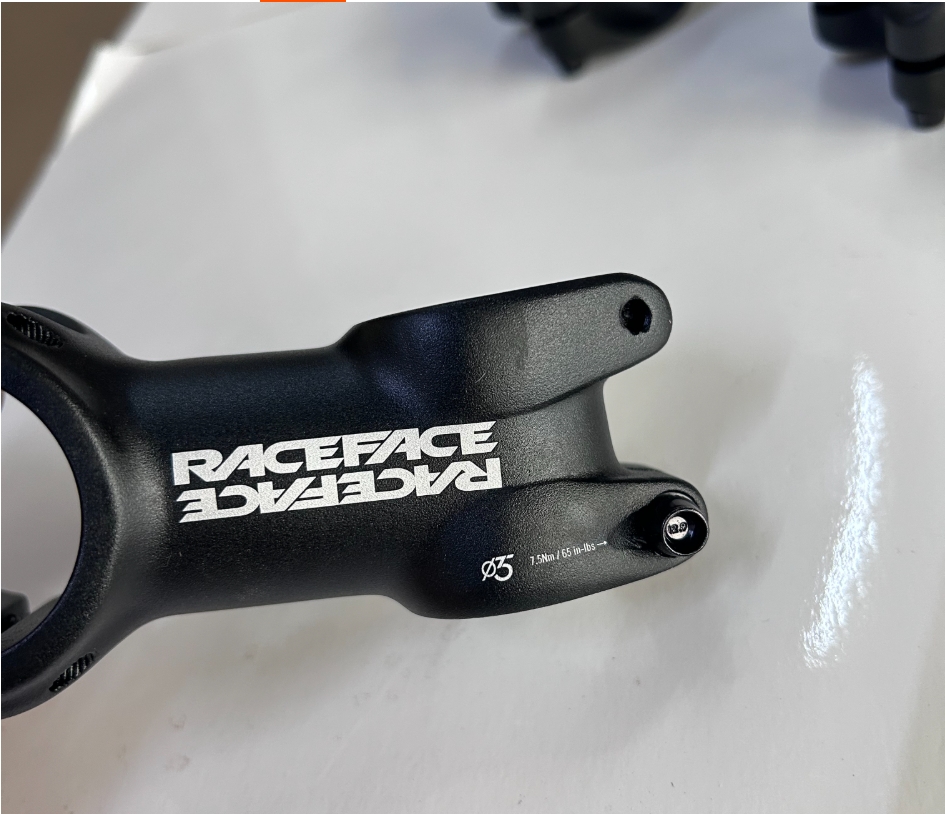 Attacco manubrio Race Face 70m - Mountain Biking Videos recensione e prezzo